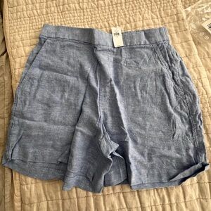 NWT Banana Republic Linen Blue Shorts. Size M